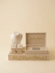 Floral Mahr Gift Box with Necklace Holder