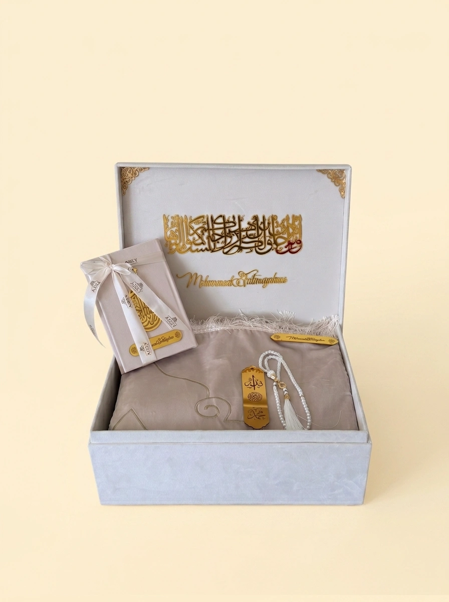 Cream Quran Gift Box - Prayer Mat & Beads Wedding Set