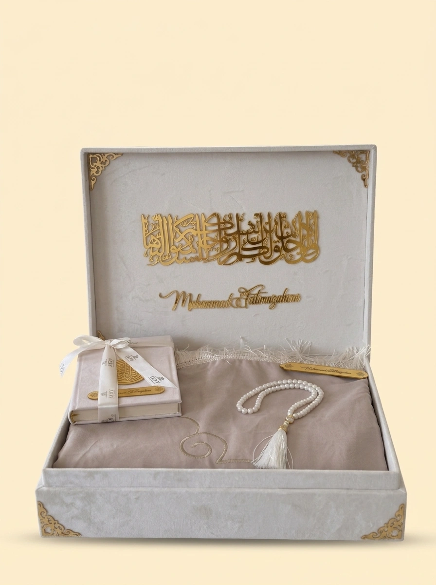 Cream Quran Gift Box - Prayer Mat & Beads Wedding Set