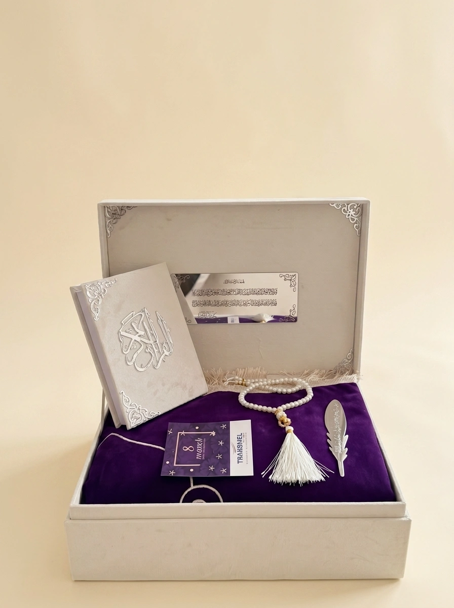 Purple Prayer Mat Gift Box with Holy Quran