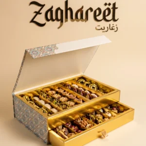 Premium dried fruit pastry box with cashews