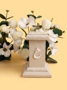 Slim Engagement Ring Box for a Perfect Proposal Moment
